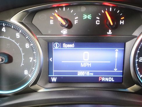 Used 2024 Chevrolet Equinox LT image 17