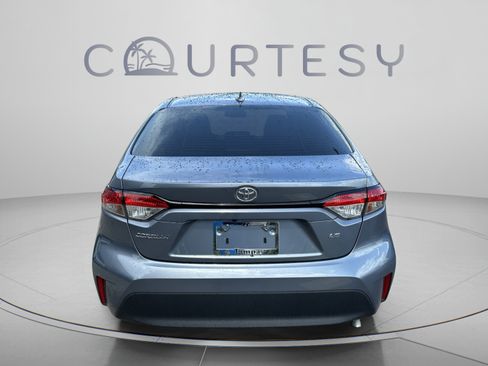 Used 2025 Toyota Corolla LE FWD image 4