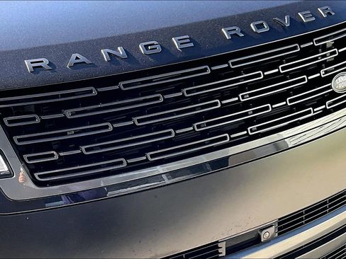 Used 2025 Land Rover Range Rover Autobiography image 29