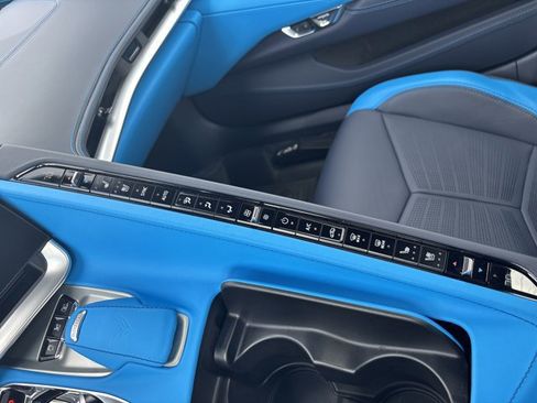 Used 2024 Chevrolet Corvette Stingray Premium Conv image 18