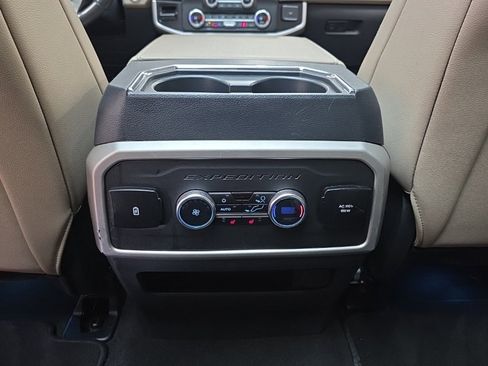 Used 2024 Ford Expedition Max Limited image 16