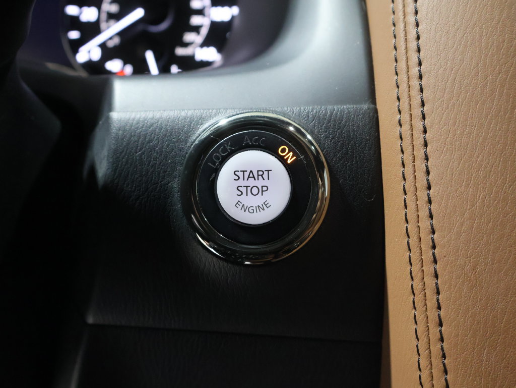 Used 2021 INFINITI QX80 Sensory w/ All-Season Package AWD/4WD image 33