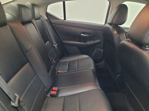 Used 2023 Nissan Sentra SR w/ SR Premium Package FWD image 19