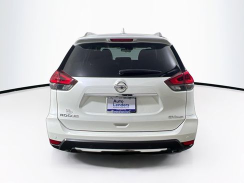 Used 2020 Nissan Rogue SV image 6
