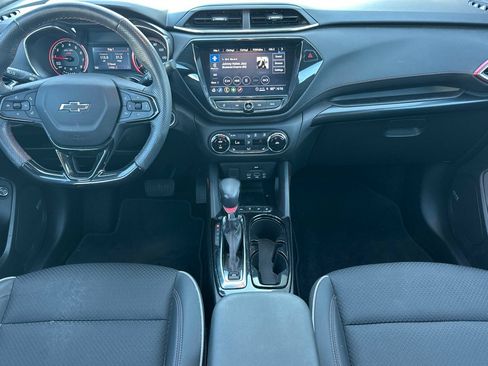 Used 2023 Chevrolet TrailBlazer RS w/ Sun and Liftgate Package FWD image 15