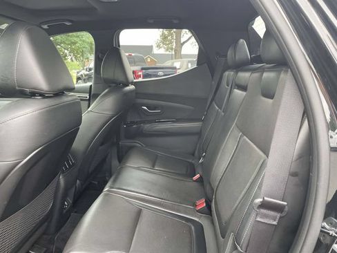 Used 2023 Hyundai Santa Cruz Limited AWD/4WD image 11
