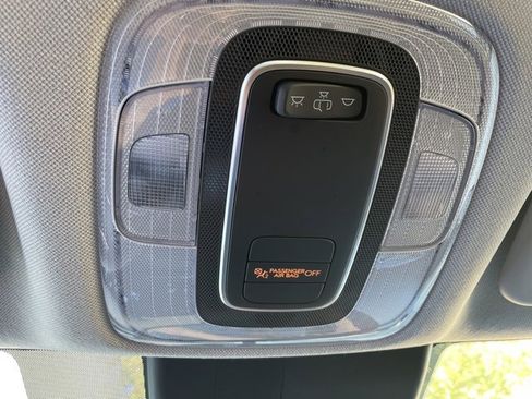 Used 2025 Hyundai Elantra SE image 20