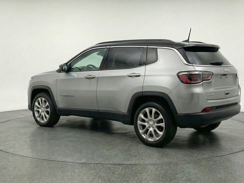 Used 2025 Jeep Compass Limited AWD/4WD image 6