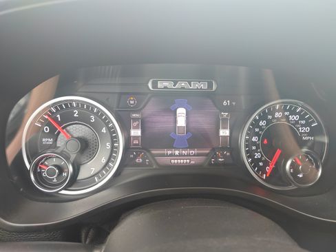 Used 2020 RAM 1500 Laramie w/ Sport Appearance Package AWD/4WD image 23