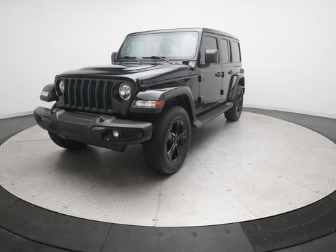 Used 2023 Jeep Wrangler Unlimited Sahara AWD/4WD image 12
