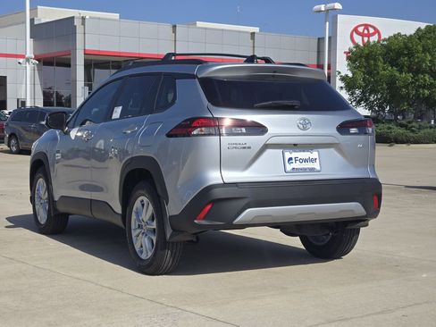 New 2026 Toyota Corolla Cross LE FWD image 3