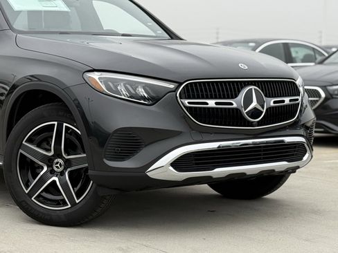 New 2026 Mercedes-Benz GLC 300 image 3