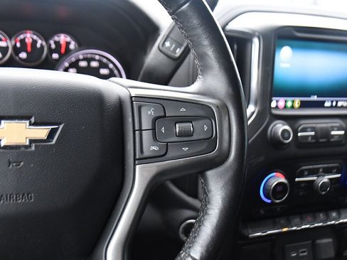 Used 2021 Chevrolet Silverado 1500 LT image 32