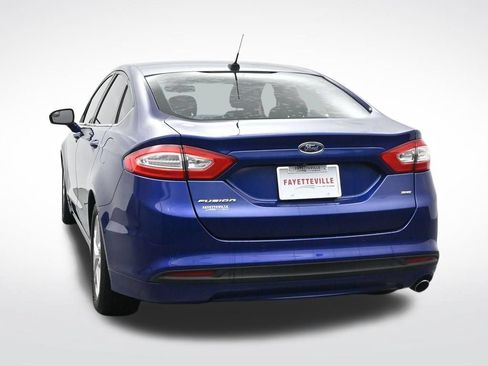 Used 2016 Ford Fusion SE FWD image 8