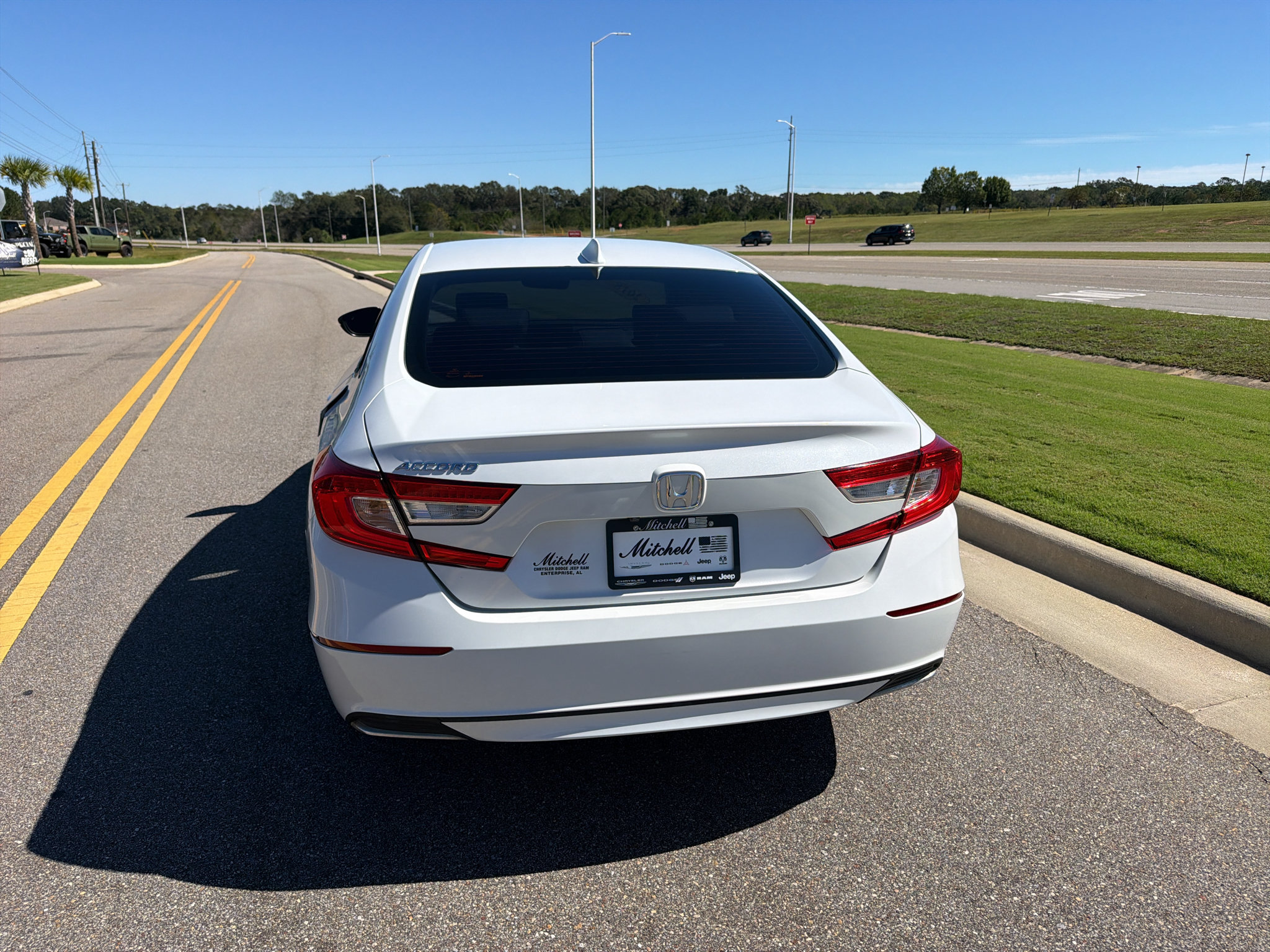 Used 2018 Honda Accord EX-L image 5