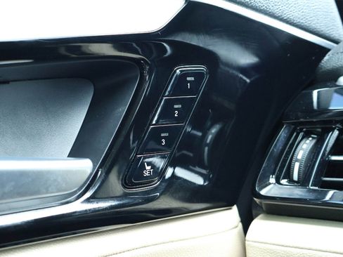 Certified 2025 Acura MDX SH-AWD image 25