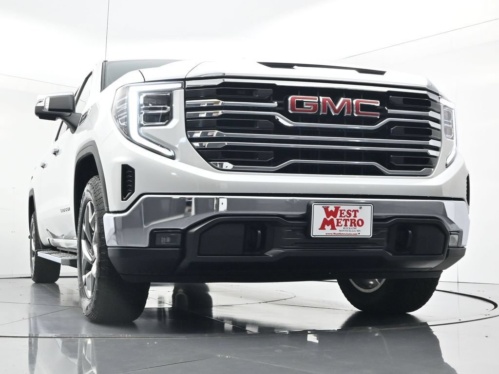 Used 2022 GMC Sierra 1500 SLT w/ SLT Convenience Package AWD/4WD image 35