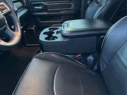 Used 2024 RAM 2500 Laramie image 12