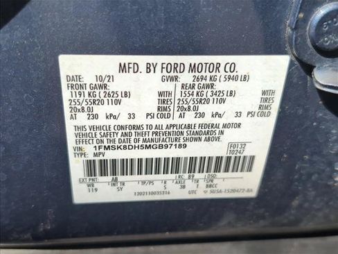 Used 2021 Ford Explorer XLT w/ Equipment Group 202A AWD/4WD image 26