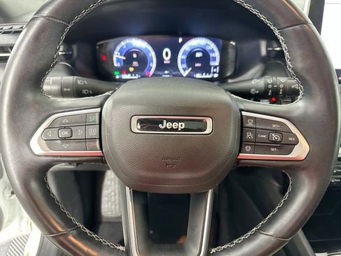 Used 2022 Jeep Compass High Altitude AWD/4WD image 23