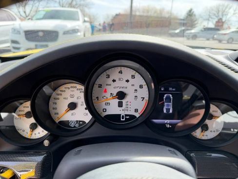 Used 2018 Porsche 911 GT2 RS image 12