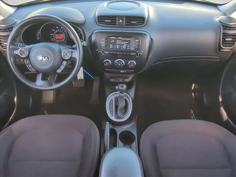 Used 2018 Kia Soul FWD image 15