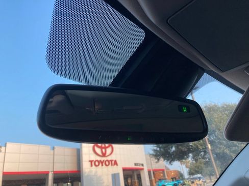 Used 2020 Toyota Sequoia Limited w/ Safety & Convenience Package RWD image 31