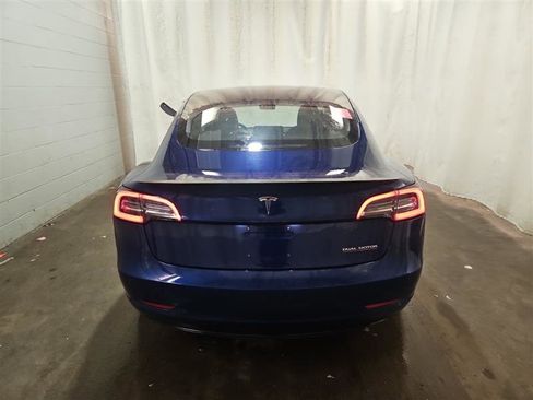 Used 2018 Tesla Model 3 Performance image 5