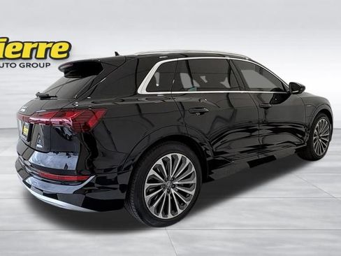 Used 2019 Audi e-tron Prestige AWD/4WD image 9