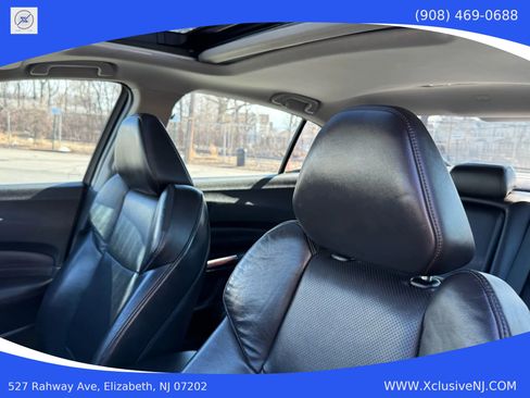 Used 2017 Acura TLX V6 w/ Technology Package image 10