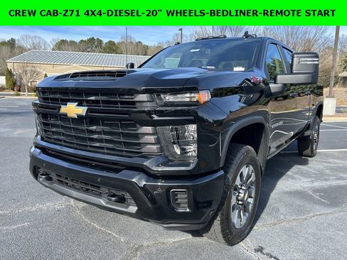 New 2026 Chevrolet Silverado 2500 Custom w/ Custom Value Package image 2