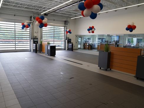 Used 2025 Ford Expedition Active image 14