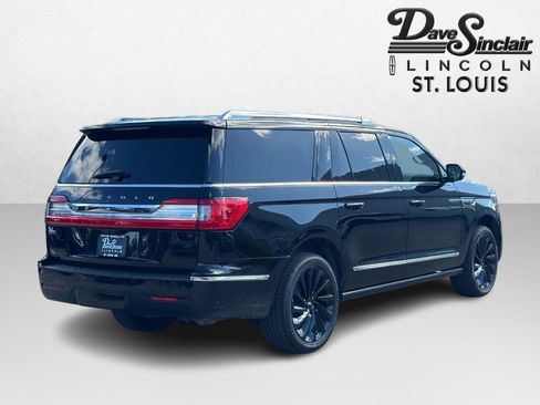 Certified 2021 Lincoln Navigator L Reserve AWD/4WD image 3