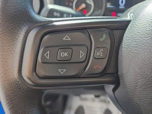 Used 2025 Jeep Wrangler Sport AWD/4WD image 18