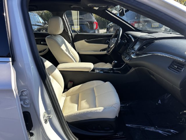Used 2018 Chevrolet Impala LT w/ Sunroof and Spoiler Package FWD image 35