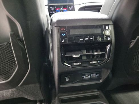 Used 2022 Jeep Grand Cherokee L Limited image 33