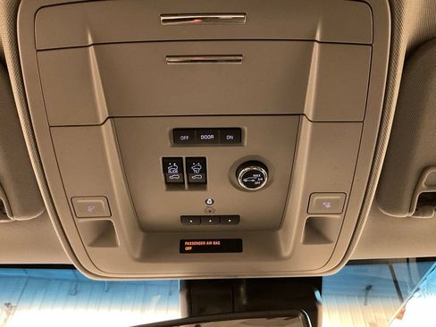 Used 2019 GMC Yukon SLT AWD/4WD image 29