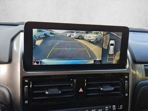 Used 2023 Lexus GX 460 Luxury image 19