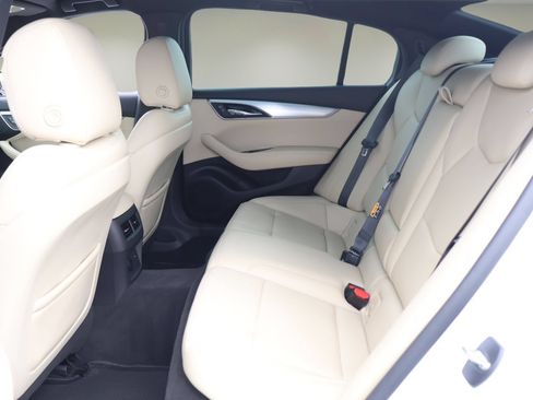 Used 2023 Cadillac CT5 Luxury RWD image 12