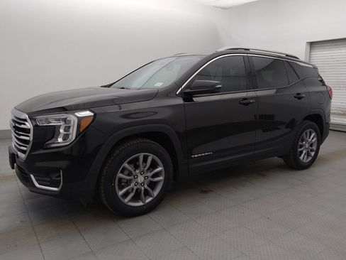 Used 2022 GMC Terrain SLT w/ LPO, Floor Liner Package image 2