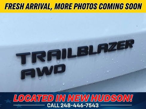 Used 2021 Chevrolet TrailBlazer RS w/ Sun and Liftgate Package AWD/4WD image 12