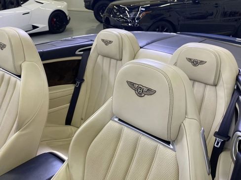 Used 2014 Bentley Continental GT image 24