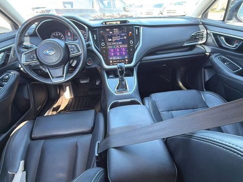 Used 2020 Subaru Outback Limited image 17