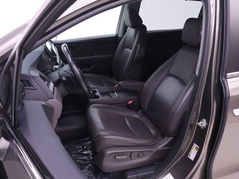 Used 2019 Honda Odyssey EX-L image 4