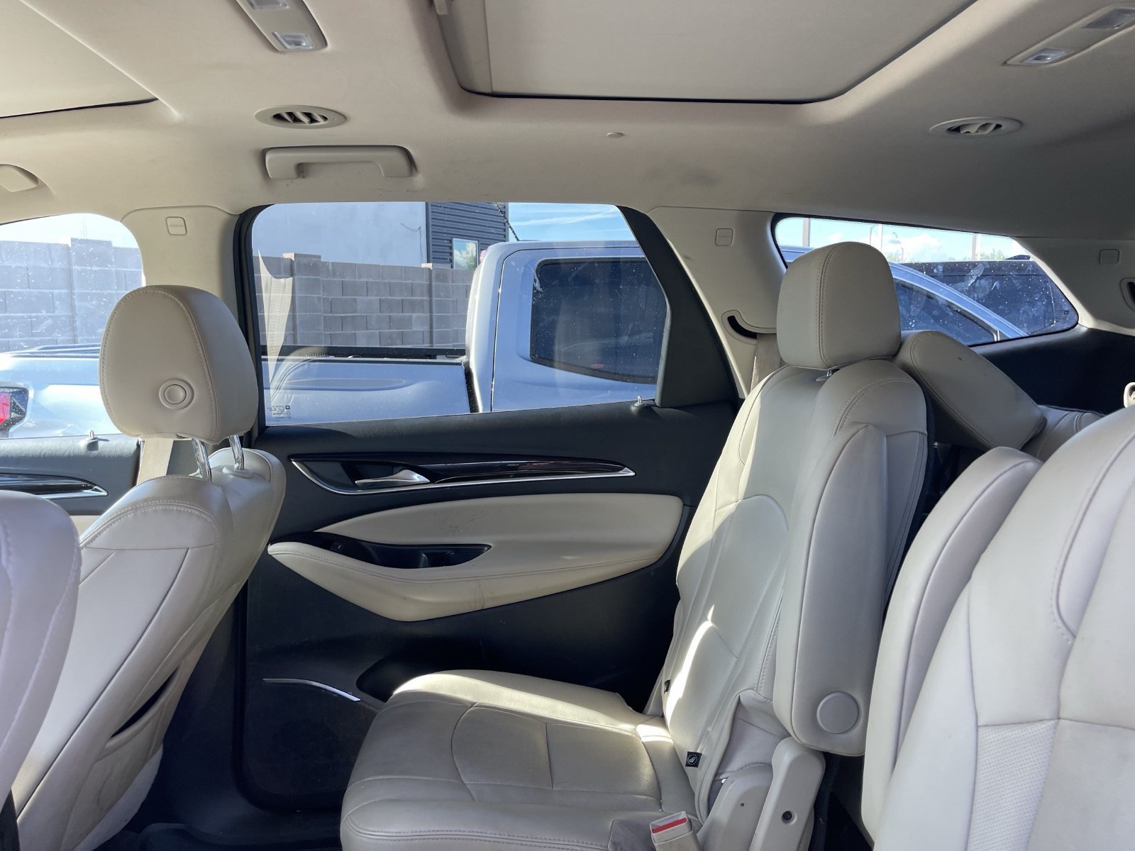 Used 2020 Buick Enclave Essence AWD/4WD image 9