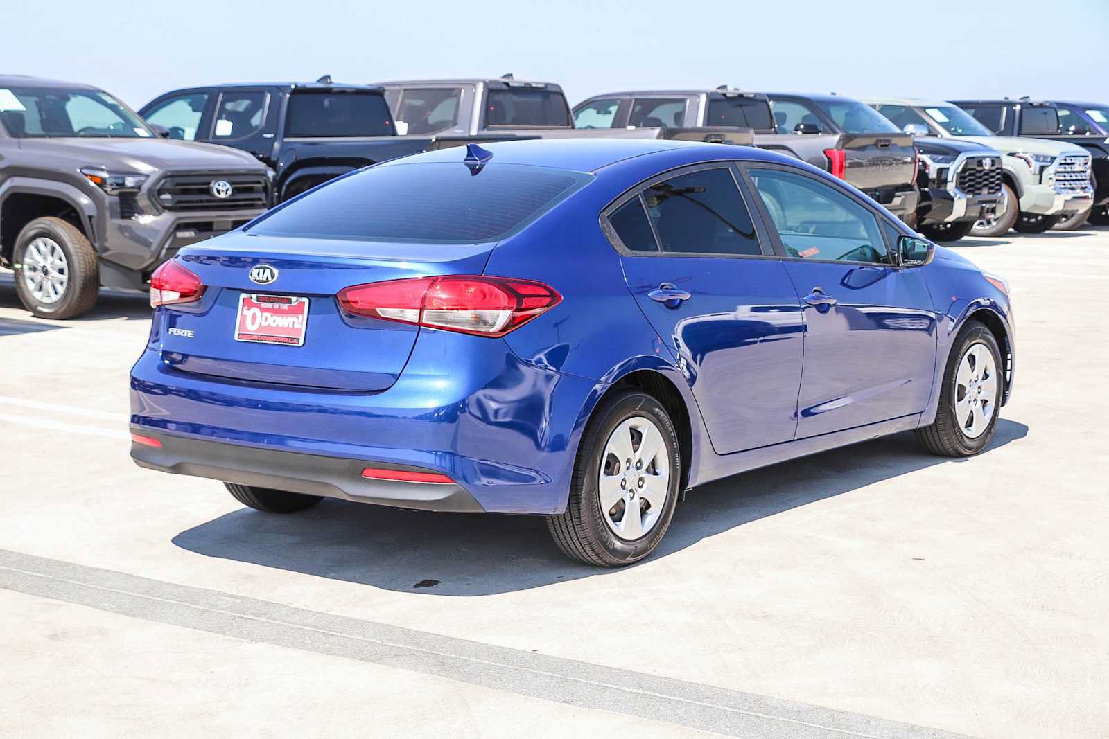 Used 2017 Kia Forte LX FWD image 6