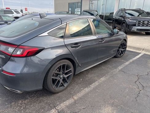 Used 2024 Honda Civic Sport Touring image 6