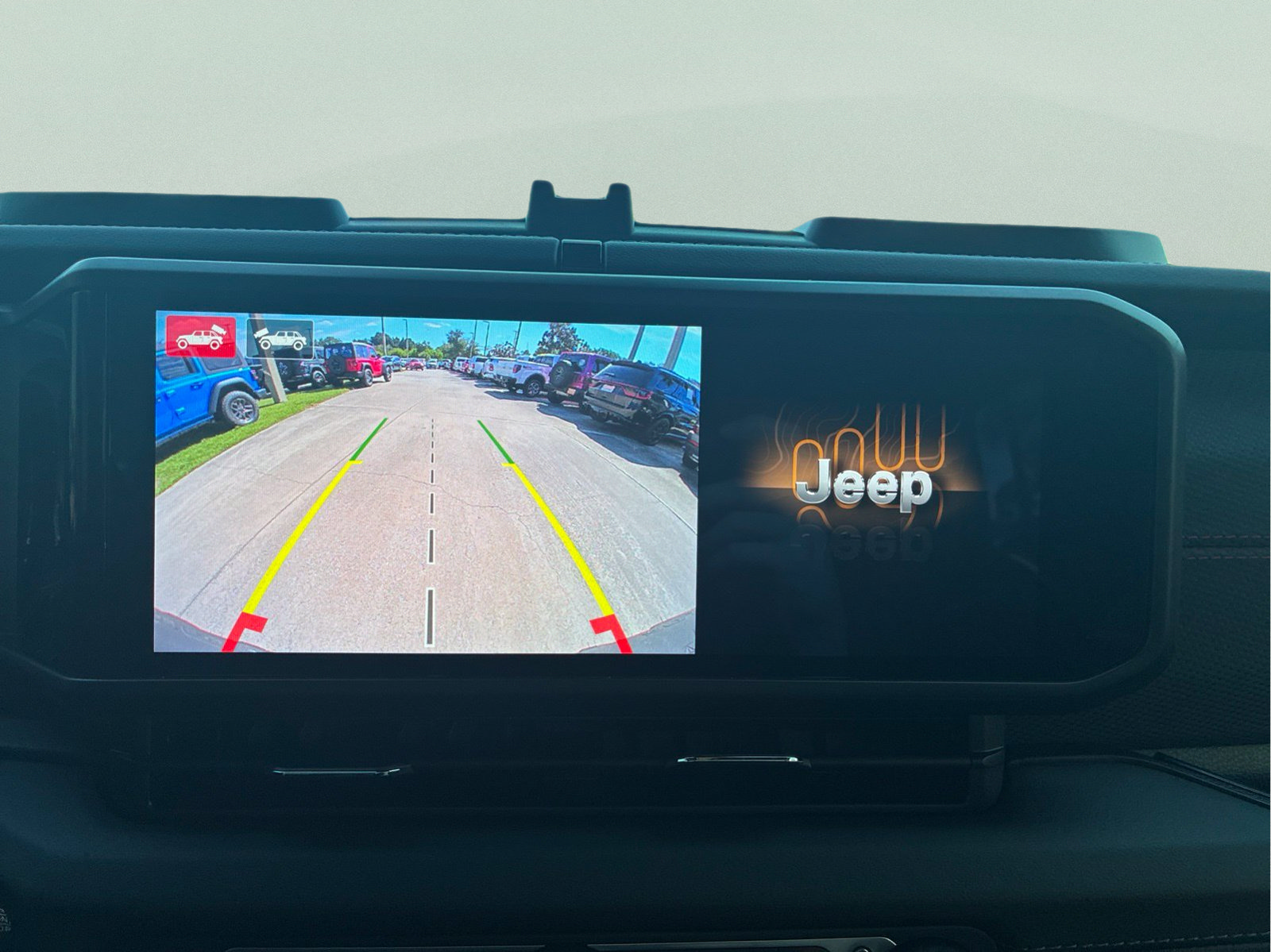Certified 2026 Jeep Wrangler Unlimited Rubicon AWD/4WD image 26