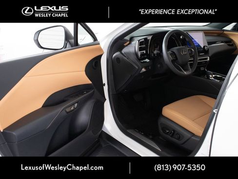 Used 2025 Lexus RX 350 FWD w/ Accessory Package image 21