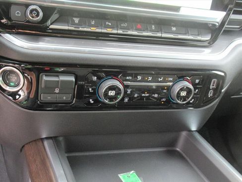 New 2026 Chevrolet Silverado 3500 High Country w/ Technology Package AWD/4WD image 26